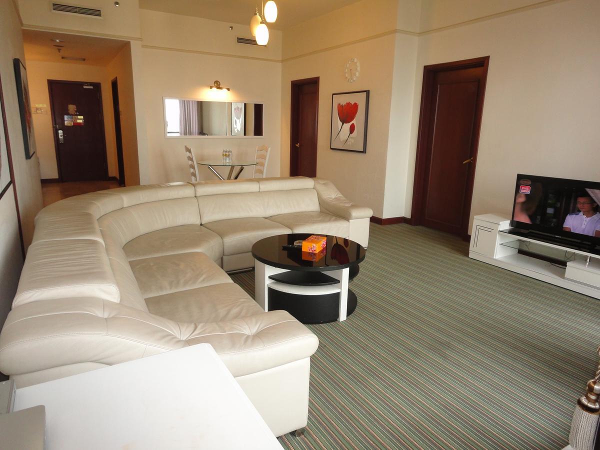 Times Square Service Suites كوالالمبور المظهر الخارجي الصورة