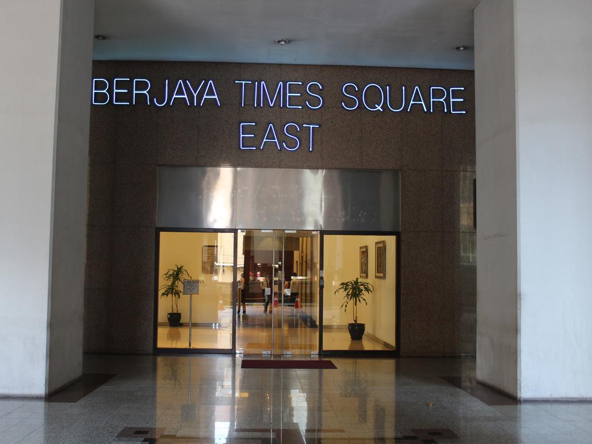 Times Square Service Suites كوالالمبور المظهر الخارجي الصورة