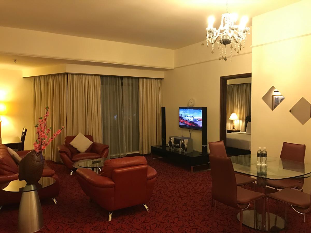 Times Square Service Suites كوالالمبور المظهر الخارجي الصورة